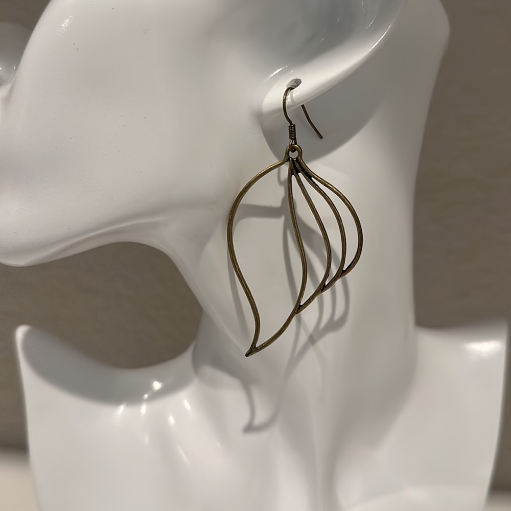Drop Leaf Earrings